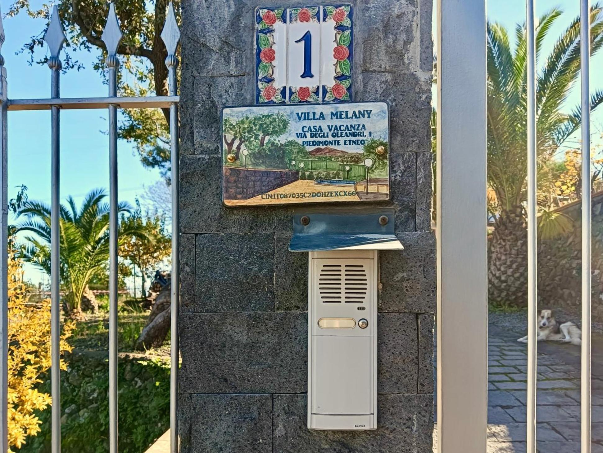 Villa Melany Casa Vacanza Piedimonte Etneo Exterior foto